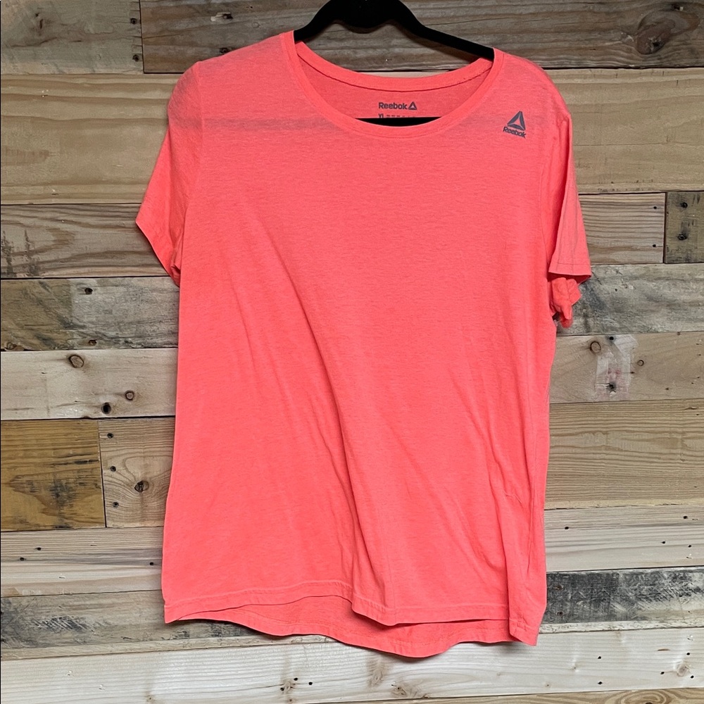 Reebok size XL Bright Coral Soft Stretchy Lightweight Short Sleeve T-shirt